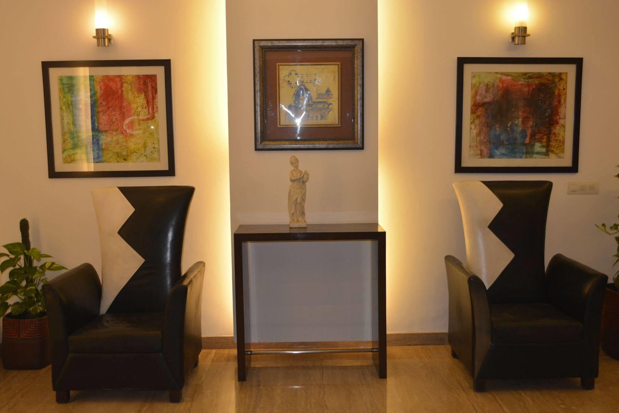 Hotel Mint Casa 뉴델리 외부 사진