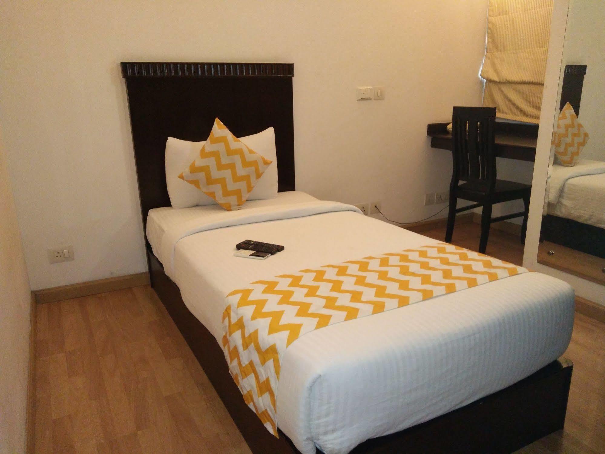 Hotel Mint Casa 뉴델리 외부 사진